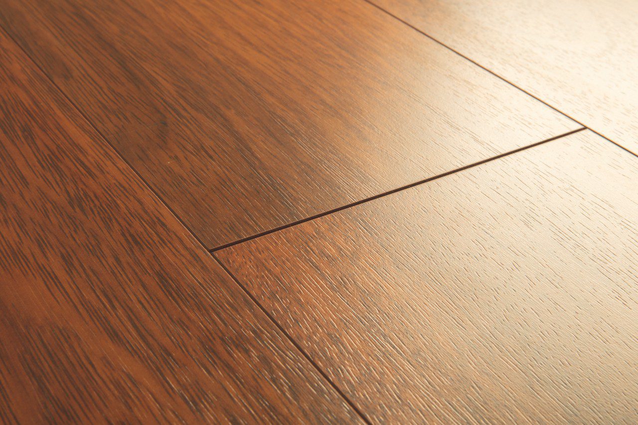 Laminatgolv Quick-Step Natural Varnished Merbau, Planks – merbau