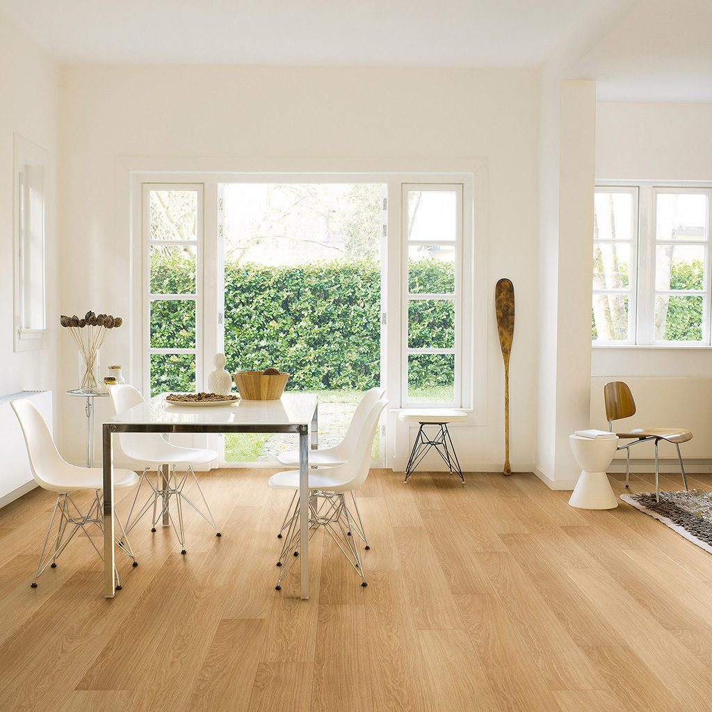 Laminatgolv för kök Quick-Step Impressive Ultra Natural Varnished Oak – ek, vattentåligt