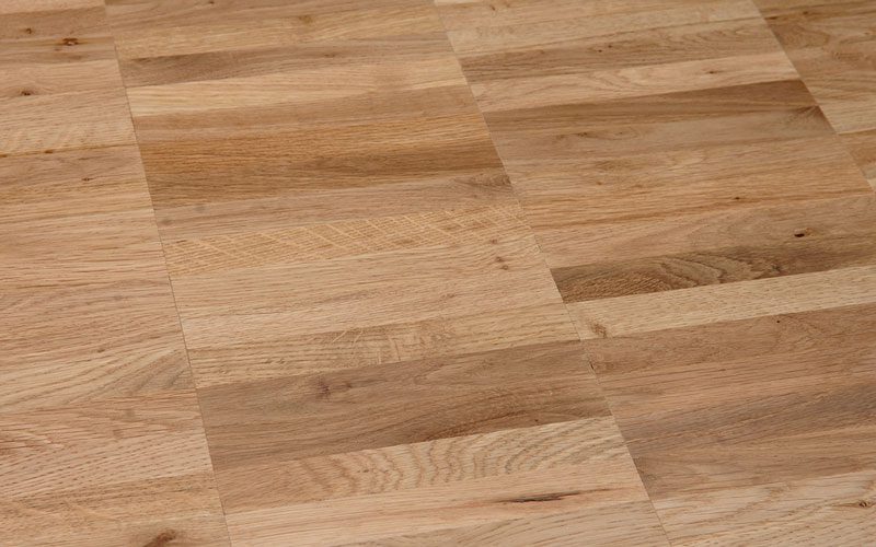 Massivt trägolv mosaikparkett ek rustik parallellmönster