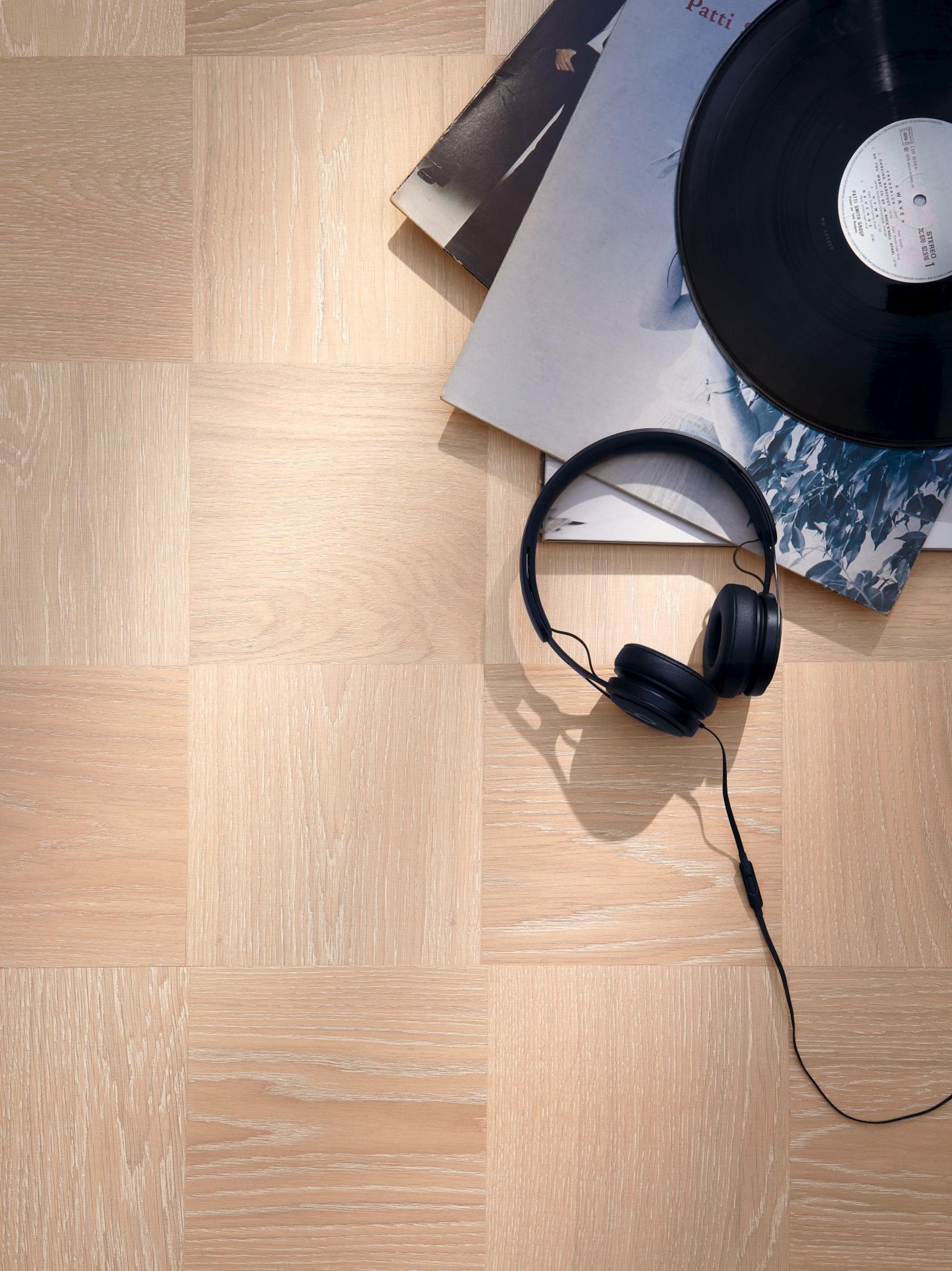 Mönsterparkett Tarkett, Noble, ek Brooklyn, borstad, stora rutor, Proteco Hardwax Oil hårdvaxolja