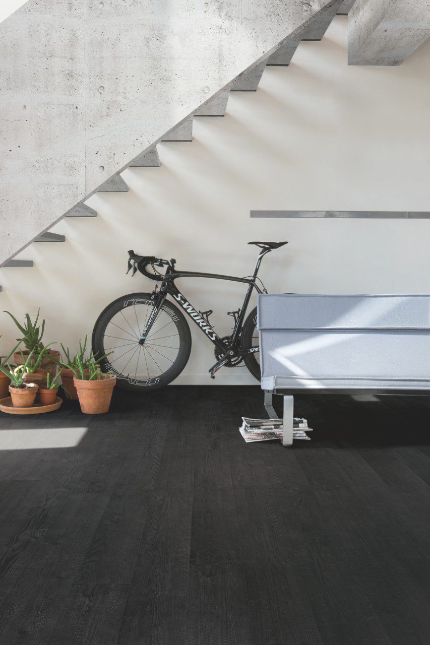 Laminatgolv Quick-Step Impressive Ultra Burned Oak Planks – ek, vattentåligt