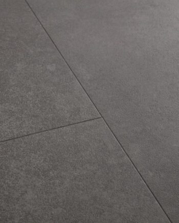 SPC-vinylgolv Quick-Step Alpha Tiles Volcanic Rock – grå stendesign, 5 mm