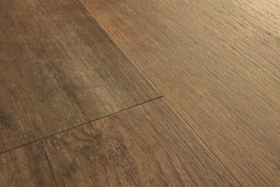 4855_10675_vinuulparkett-spc-quick-step-sundown-pine-alpha-faasitud