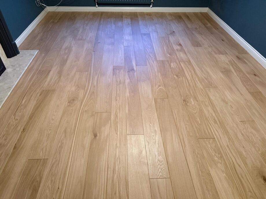 floorboards-oak-mix-beveled-brushed-100mm