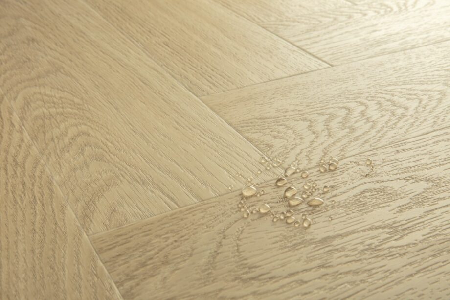 lvt-parkett-quick-step-pristine-serene-oak-light-natural LVT parkett kalasaba Quick Step Pristine Serene Oak Light Natural sorteeringu ja tooni kirjeldus.