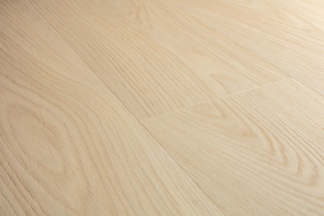 Klickgolv LVT Quick-Step Blos Buttermilk ek – ljus ek, 5 mm