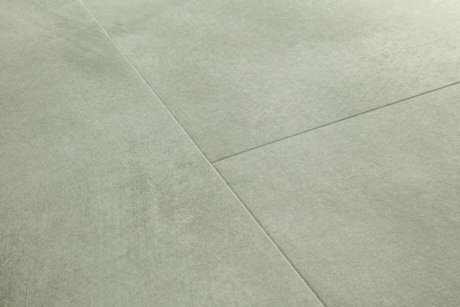 LVT parkett Quick-Step Illume Soft sage roheka tooni ja betooni disainiga.