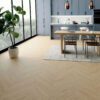 Chevronparkett ek Esta Nova Eco Elite Pure Line extra mattlackad – närbild Chevronparkett ek Esta Nova Eco Elite Pure Line extra mattlackad – 3