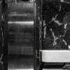 Svängbar duschdörr med väggmagnet Hietakari Forma 382, svart ram, räfflat glas (Reeded)