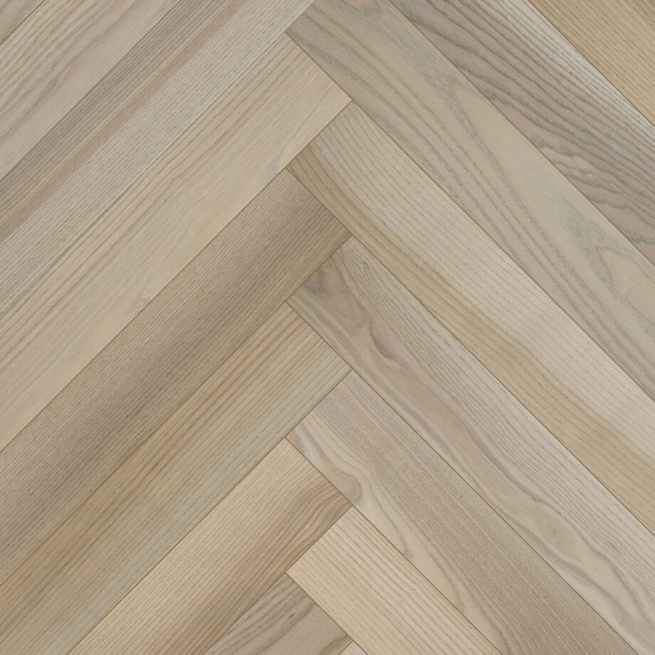 Fiskbensparkett ask Esta Elegant Sandstone Original 600 mm extra mattlackad