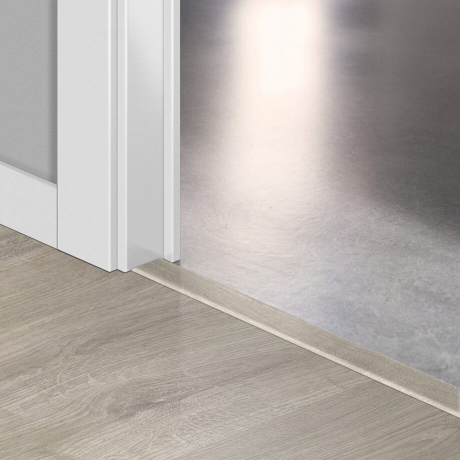 Incizo 5-i-1 övergångslist Quick-Step Newcastle Oak Grey för laminat, 13x48x2150 mm Incizo 5-i-1 övergångslist Quick-Step Newcastle Oak Grey för laminat, 13x48x2150 mm