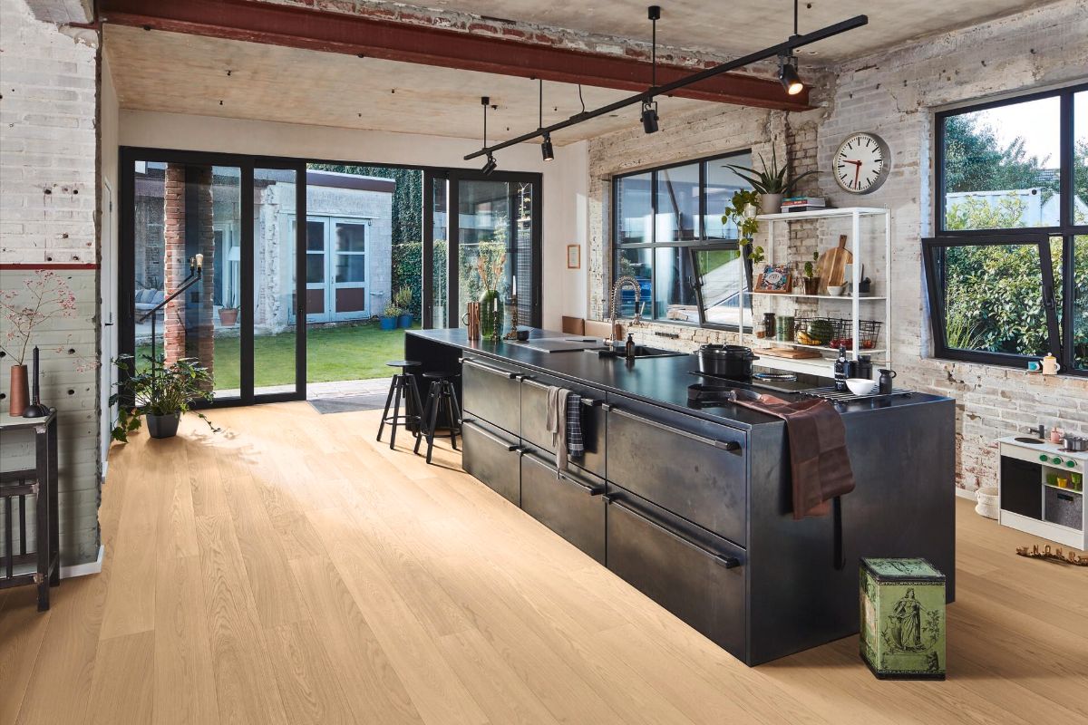 Ekparkett Meister, Longlife PD 400, Pure oak harmonious 09030, 1-stav, 2200 x 180 mm, borstad, naturoljad
