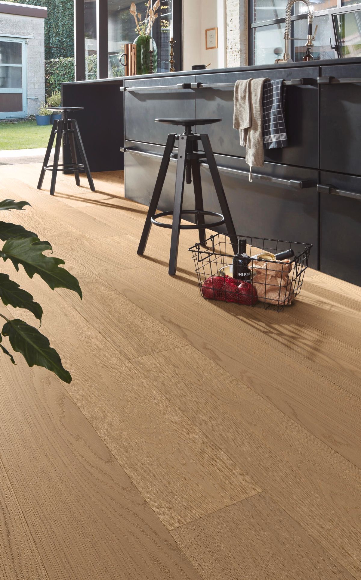 Ekparkett Meister, Longlife PD 400, Pure oak harmonious 09030, 1-stav, 2200 x 180 mm, borstad, naturoljad