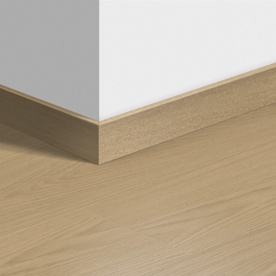 qssk04750-1 Golvlist Quick-Step Beige Varnished Oak för laminat, MDF, 12x58x2400 mm