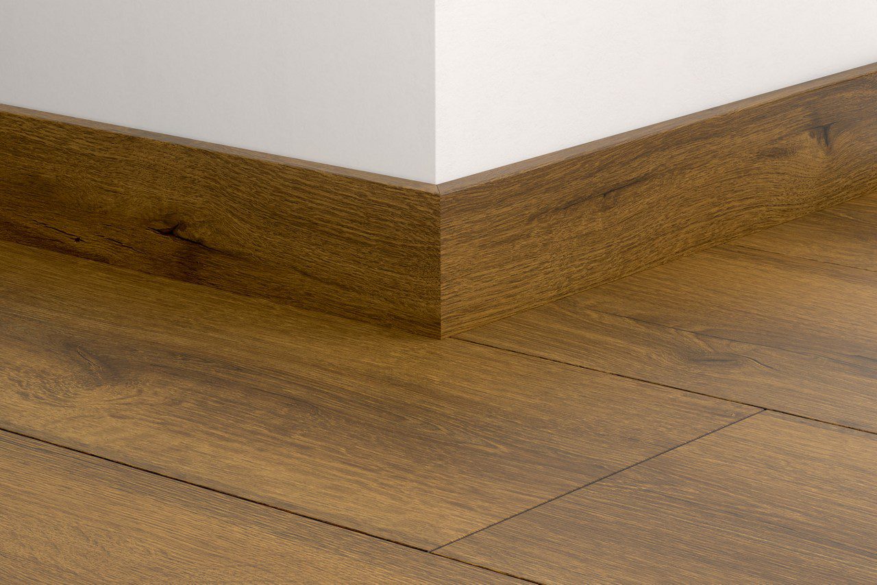 Golvlist Quick-Step Cocoa Brown Oak för laminat, MDF, 12x58x2400 mm