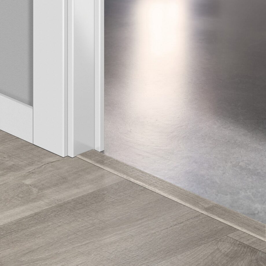 Incizo 5-i-1 övergångslist Quick-Step Canyon Oak Grey With Saw Cuts för styvt LVT vinylgolv (Alpha), 8x45x2000 mm