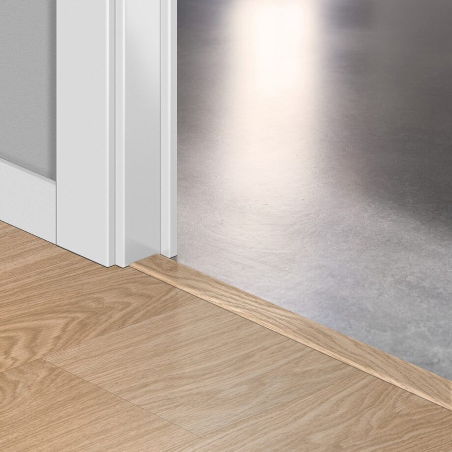 qsvincp40097-1 Incizo 5-i-1 övergångslist Quick-Step Pure Oak Blush för styvt LVT vinylgolv (Alpha), 8x45x2000 mm