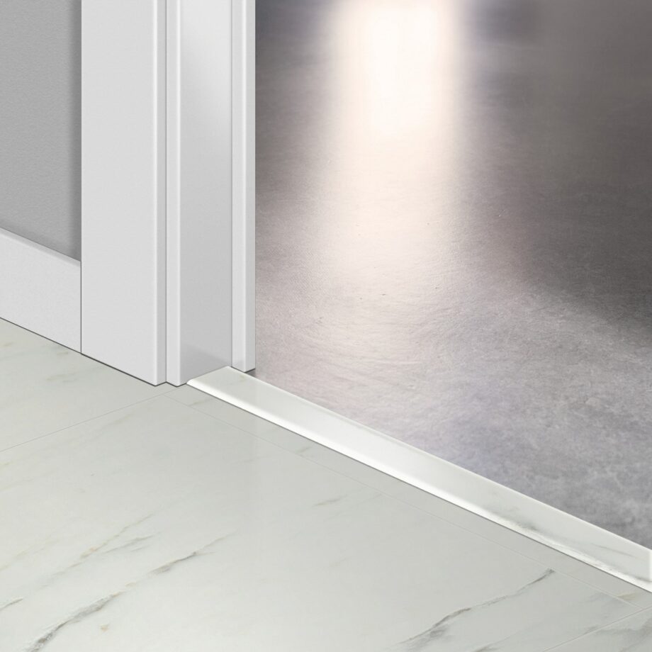 Incizo 5-i-1 övergångslist Quick-Step Marble Carrara White för styvt LVT vinylgolv (Alpha), 8x45x2000 mm