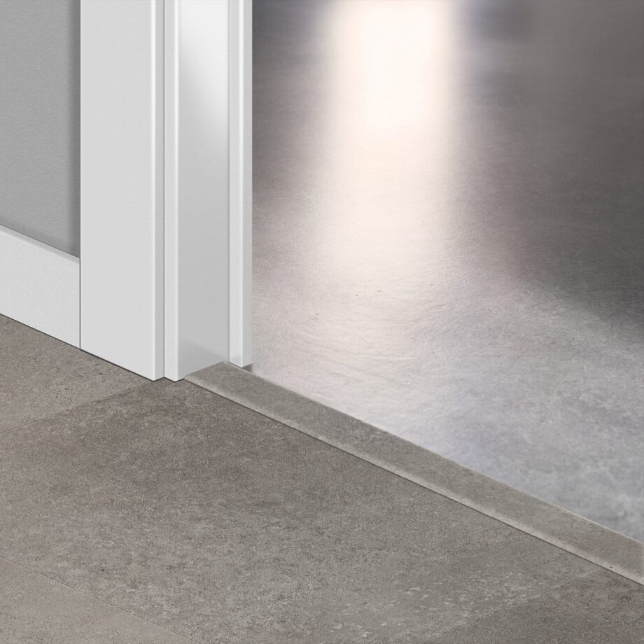 Incizo 5-i-1 övergångslist Quick-Step Concrete Rock för styvt LVT vinylgolv (Alpha), 8x45x2000 mm