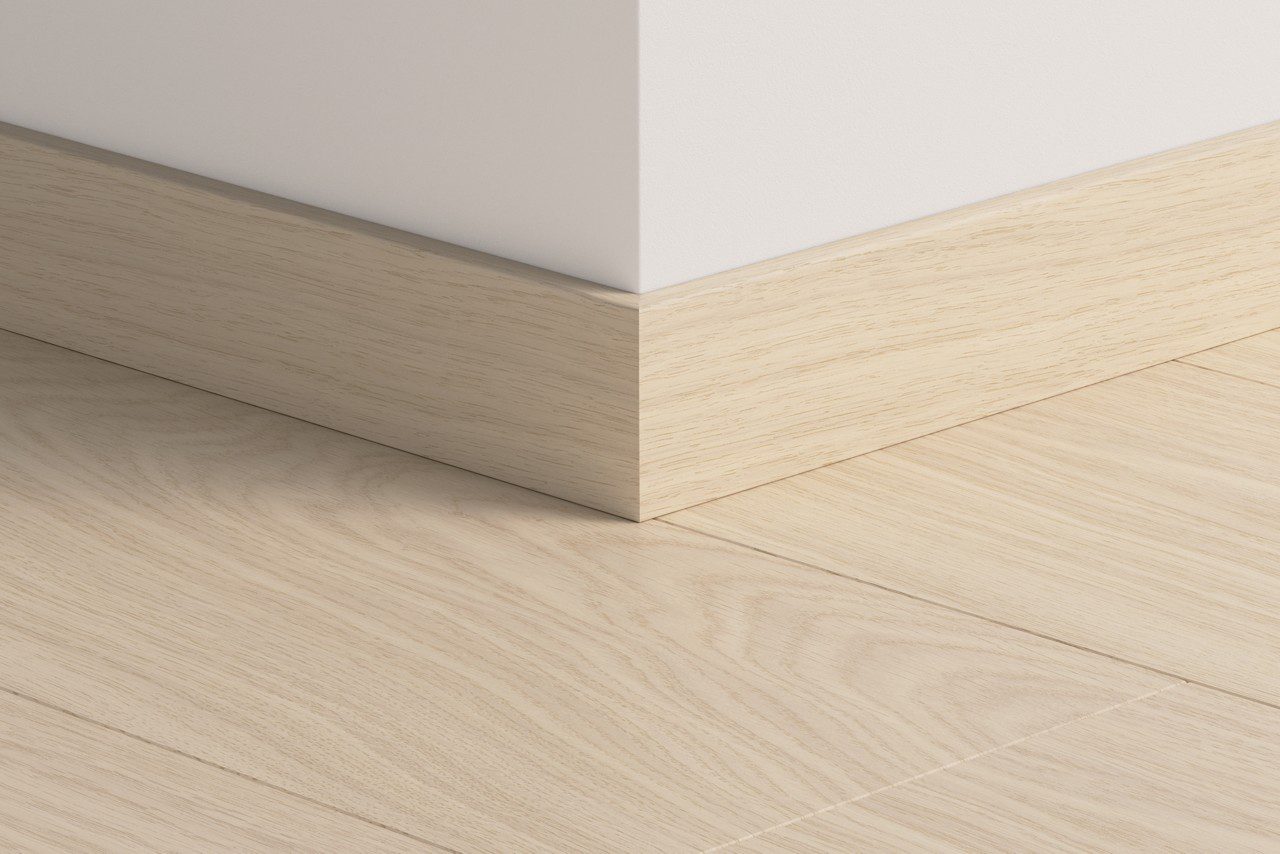 Golvlist Quick-Step Pure Oak Polar för LVT vinylgolv, vattentålig, 12x58x2400 mm