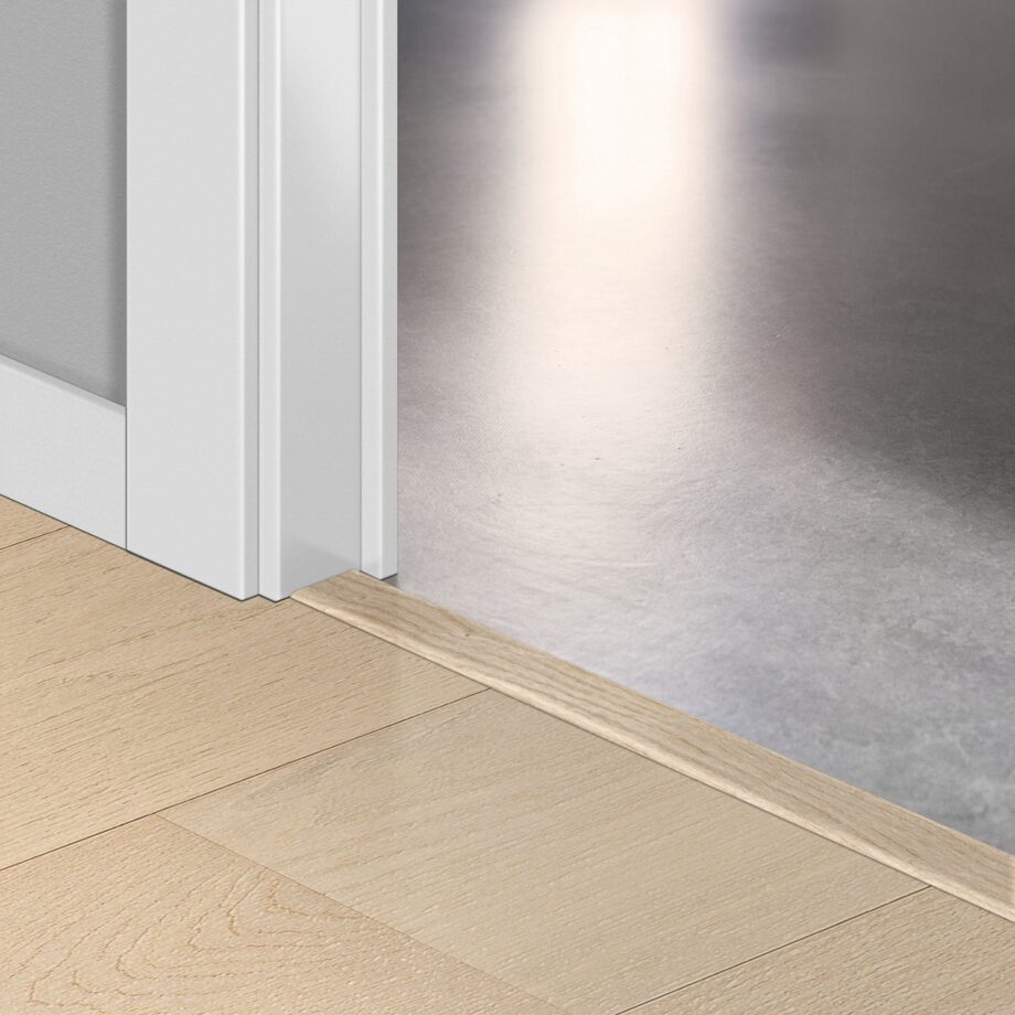 qswincp01340-1 Incizo 5-i-1 övergångslist Quick-Step Polar Oak Matt för parkett, träfaner, 17x54x2150 mm