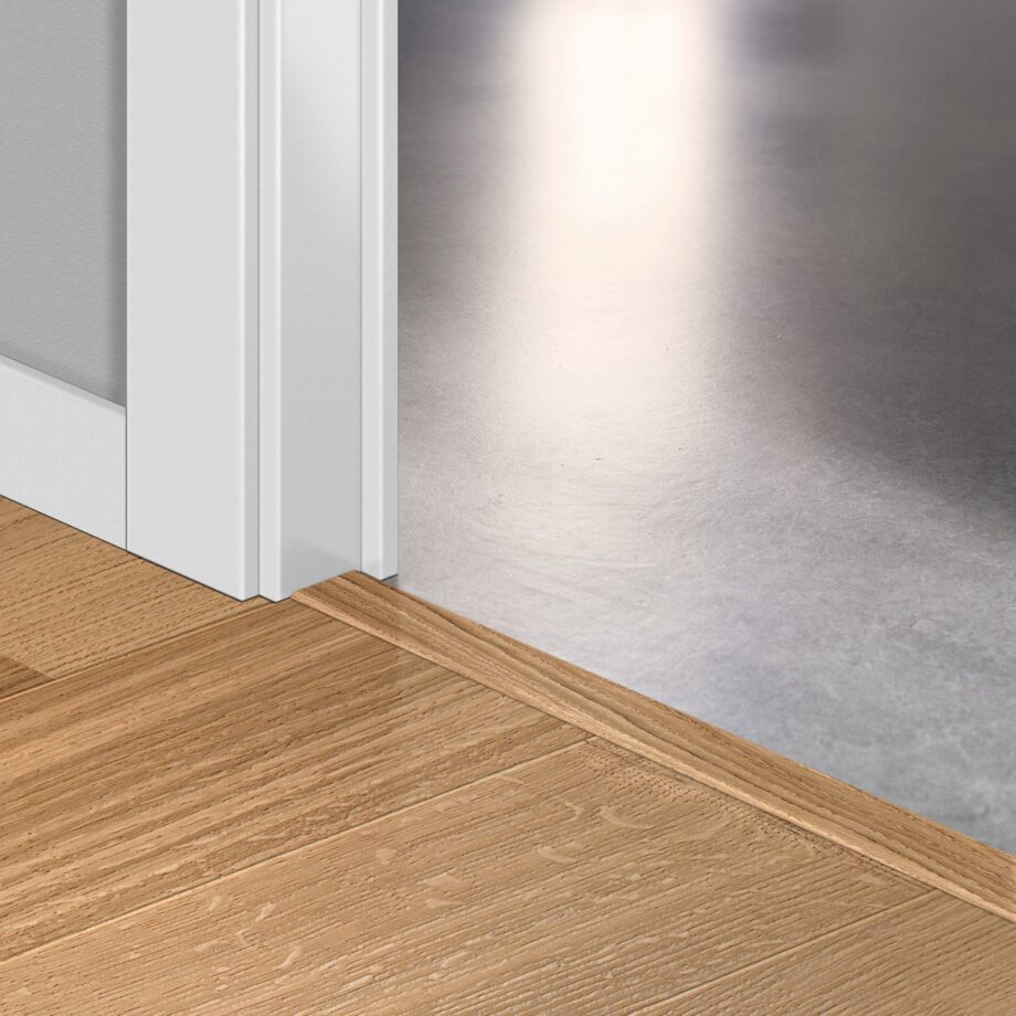qswincp01450-1 Incizo 5-i-1 övergångslist Quick-Step Natural Oak Matt för parkett, träfaner, 17x54x2150 mm