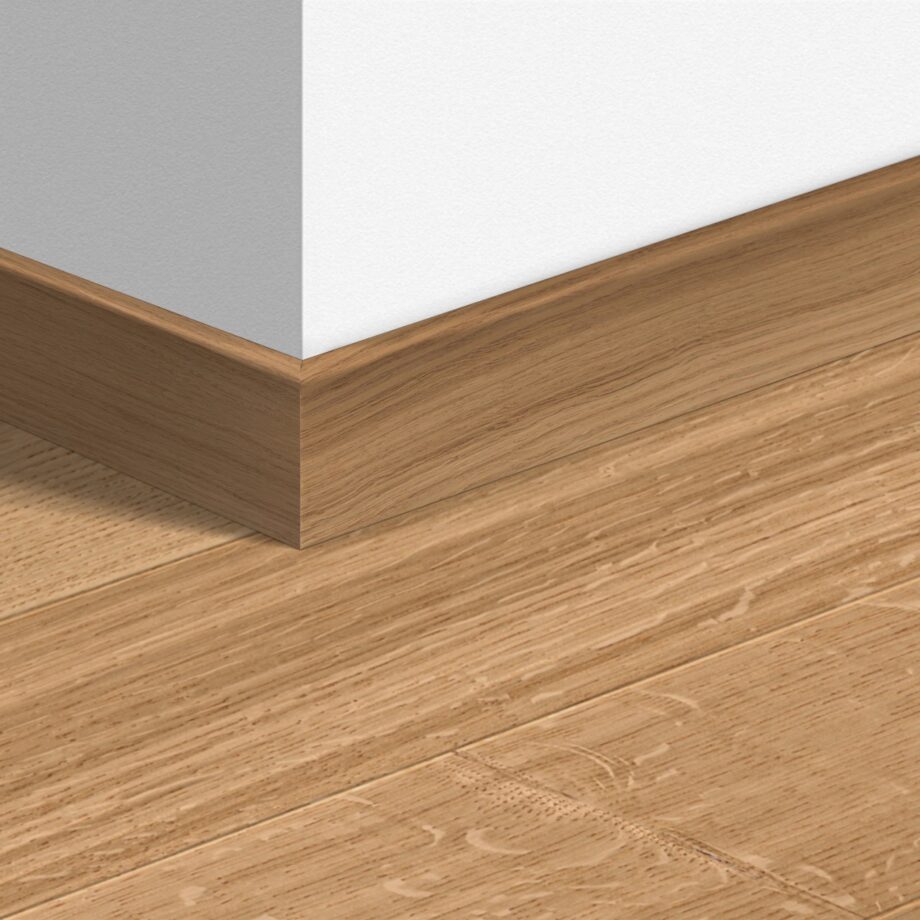 Vattenresistent trälist Quick-Step Natural Oak Matt för parkett, fanerad, 16x80x2400 mm