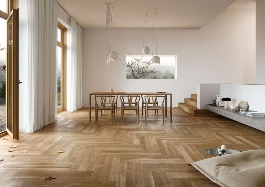 Fiskbensgolv Bauwerk Cleverpark 900 ek Mandorla 34 oljad borstad – miljöbild Fiskbensgolv Bauwerk Cleverpark 900 ek Mandorla 34 oljad borstad – 2