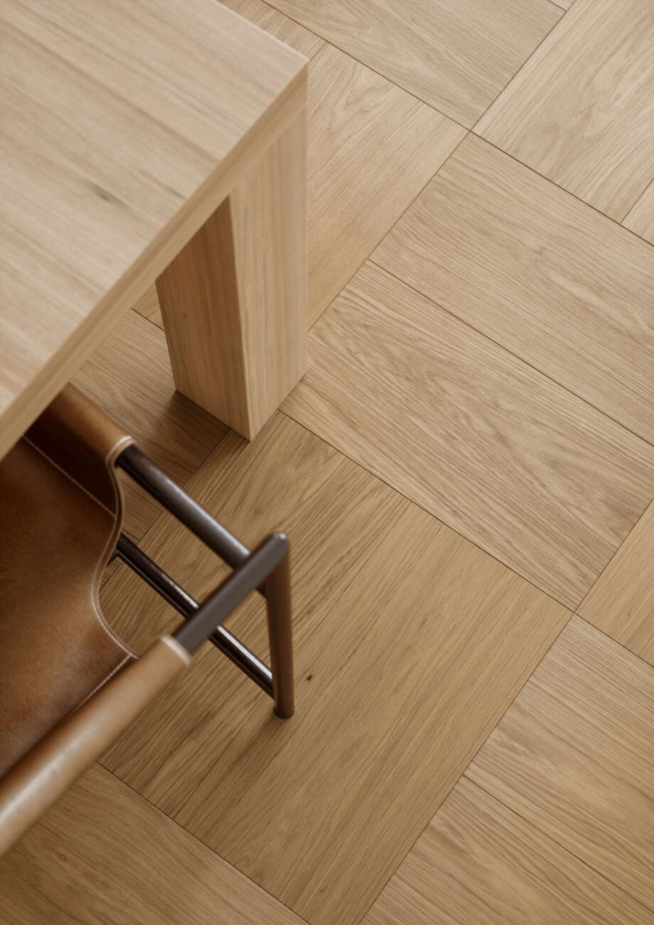 Parkett Bauwerk Formpark Mini 570 ek Avorio 14 oljad djupborstad – miljöbild 2 Parkett Bauwerk Formpark Mini 570 ek Avorio 14 oljad djupborstad – 3