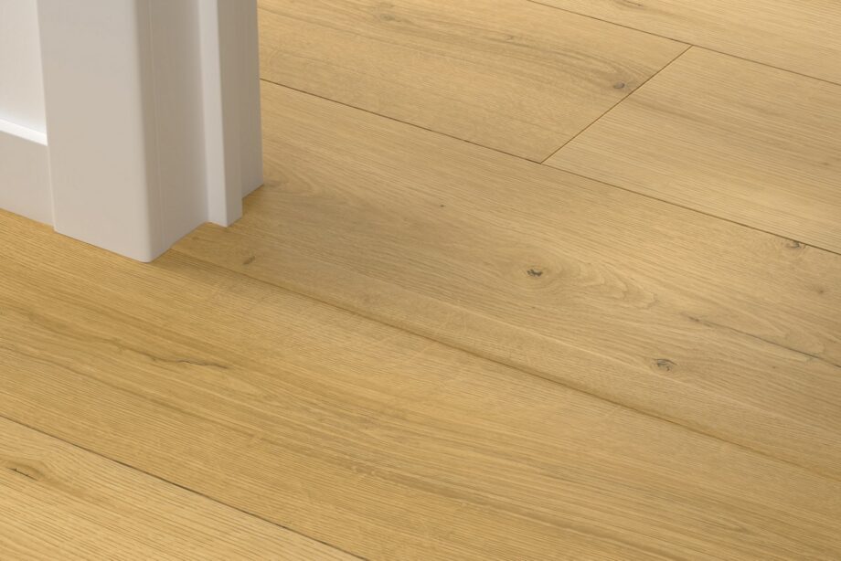 qsvincp40318-1 Incizo 5-i-1 övergångslist Quick-Step Brushed Oak Honey för styvt LVT vinylgolv (Alpha), 8x45x2000 mm