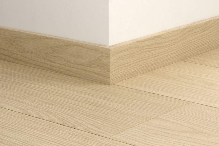 Golvlist Quick-Step Buttermilk Oak för LVT vinylgolv, vattentålig, 12x58x2400 mm