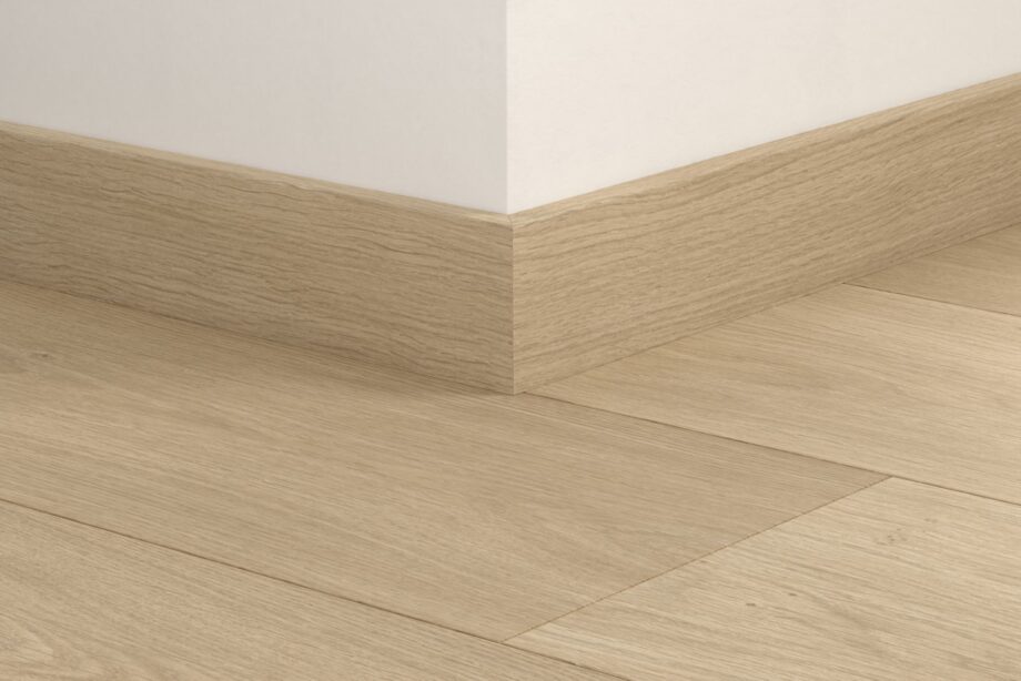 Golvlist Quick-Step Coast Oak Sand för LVT vinylgolv, vattentålig, 12x58x2400 mm