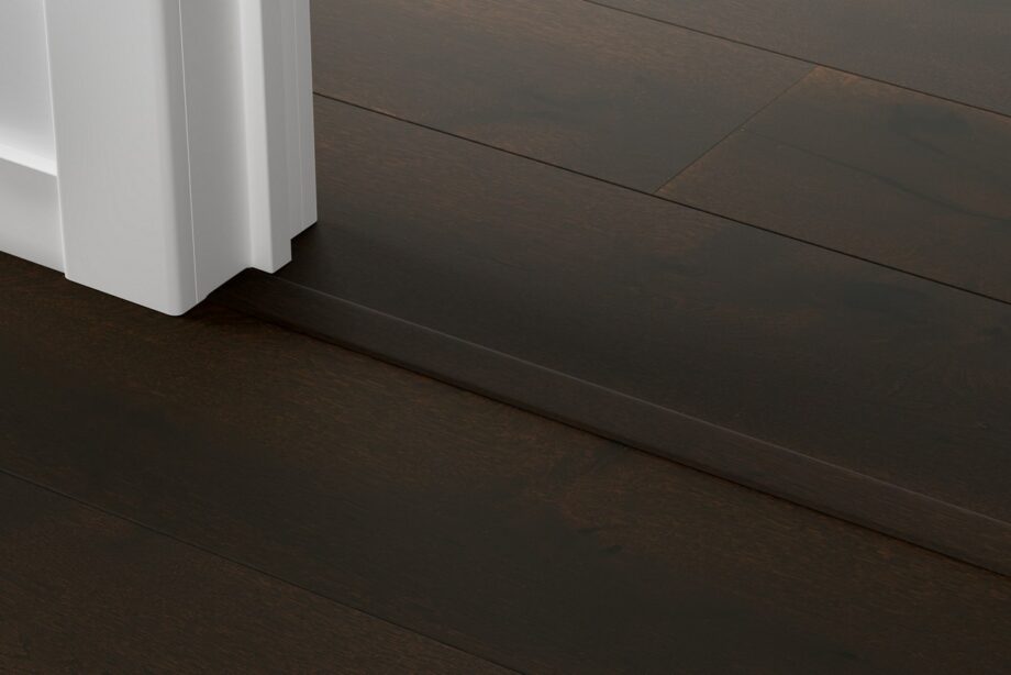 qswincp05675-1 Incizo 5-i-1 övergångslist Quick-Step Tobacco Oak Extra Matt för parkett, träfaner, 17x54x2150 mm