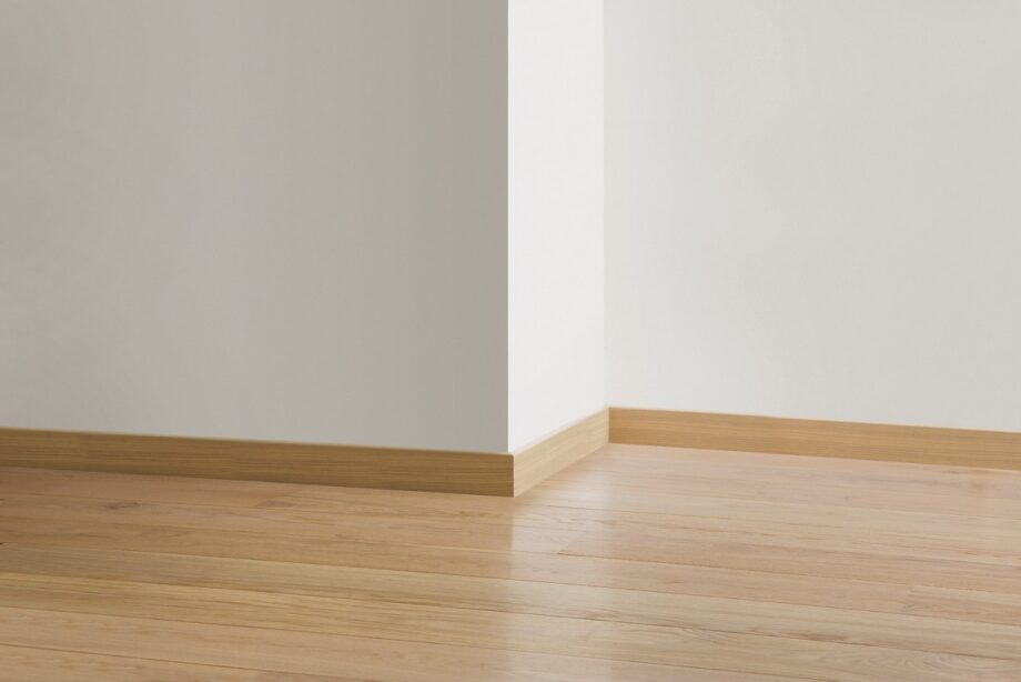 Trälist Quick-Step White Daisy Oak Extra Matt för parkett, fanerad, 16x80x2400 mm