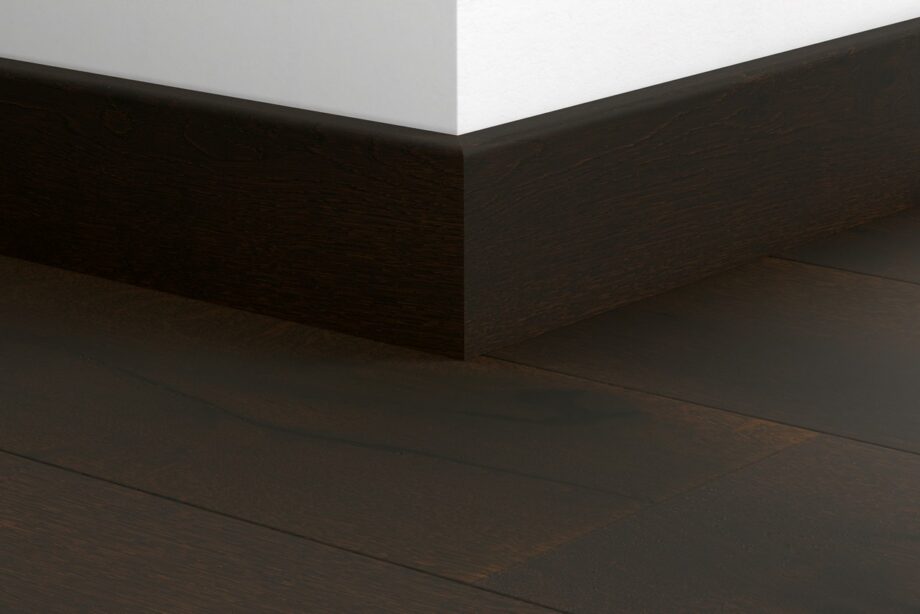 Vattenresistent trälist Quick-Step Tobacco Oak Extra Matt för parkett, fanerad, 16x80x2400 mm